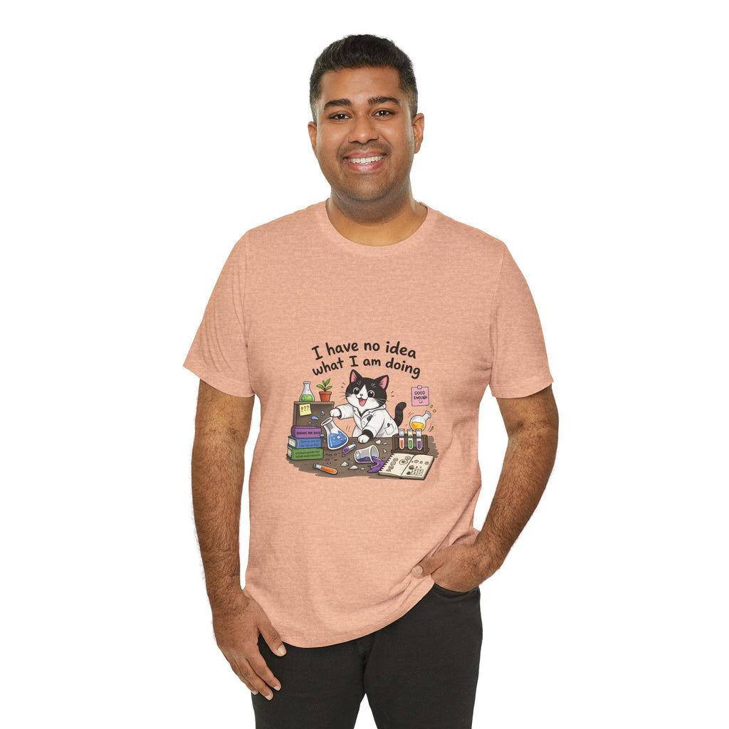 T-shirt - "I Have No Idea What I Am Doing" Funny Lab Cat T‑Shirt